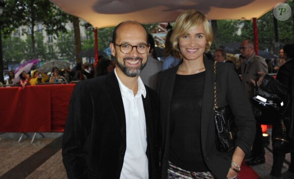 Maurice Barthélémy et Judith Godrèche lors de la première d'Un bonheur n'arrive jamais seul le 15 juin 2012 à Paris.