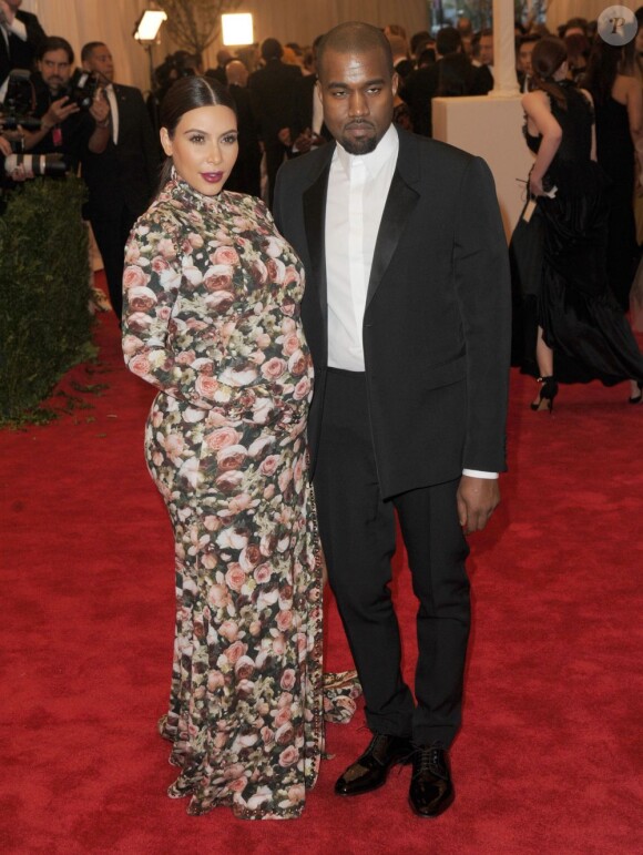 Kim Kardashian et Kanye West sur le tapis rouge du MET Gala à New York, le 6 mai 2013.