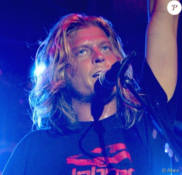 Wes Scantlin de Puddle of Mudd à Zephyrhills le 23 avril 2004.