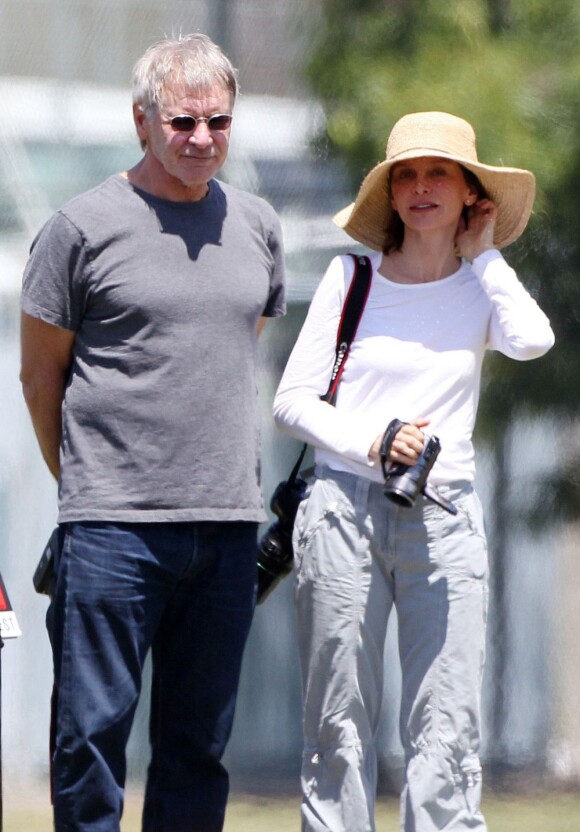 Calista Flockhart et Harrison Ford à Brentwood le 11 mai 2013.