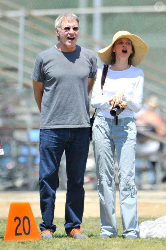 Harrison Ford et Calista Flockhart à Brentwood, le samedi 11 mai 2013.