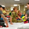 Le prince Harry en visite au Walter Reed National Military Medical Centre à Washington le 10 mai 2013