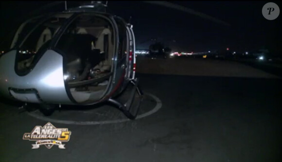 Tour en hélicoptère pour Nabilla et Thomas à Las Vegas dans Les Anges de la télé-réalité 5 le lundi 13 mai 2013 sur NRJ 12