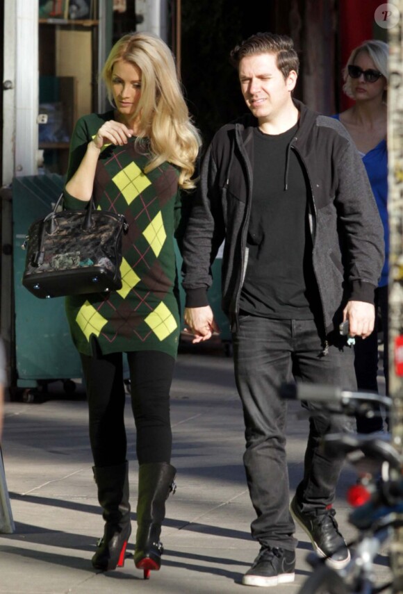 Holly Madison, enceinte, et Pasquale Rotella le 27 octobre 2012 à Los Angeles.
