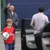 Exclusif - David Beckham quitte le Camp des Loges avec ses trois fils Brooklyn, Cruz et Romeo après l'entraînement à Saint-Germain-en-Laye, le 4 mai 2013.