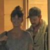 Penelope Cruz enceinte avec son frère Eduardo Cruz rendent visite à leur soeur Monica, qui vient d'accoucher d'une fille à la maternité à Madrid le 14 mai 2013.