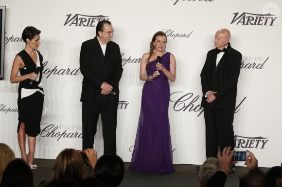 Alessandra Sublet, Steven Gaydos (magazine Variety), Caroline Scheufele et Gilles Jacob lors de la soirée des Trophées Chopard pendant le Festival de Cannes le 16 mai 2013