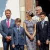 La famille du prince Nikolai de Danemark, 13 ans, était rassemblée autour de lui le 18 mai 2013 pour sa confirmation à la chapelle royale du palais de Fredensborg. En présence de son père le prince Joachim, de sa mère la comtesse Alexandra de Frederiksborg, de sa belle-mère la princesse Marie, de son beau-père Martin Jorgensen, de son frère le prince Felix, de son demi-frère le prince Henrik, de la reine Margrethe II et du prince consort Henrik. La cérémonie était suivie d'un déjeuner privé au palais.