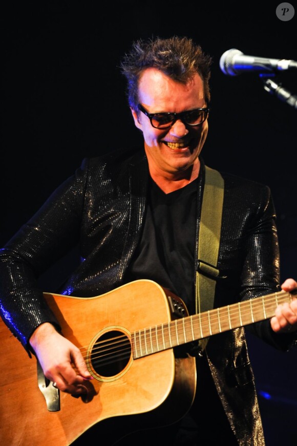 Axel Bauer en concert à Paris, le 15 avril 2013.