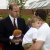 Le prince Harry et le prince William inauguraient ensemble, le 20 mai 2013 à Tidworth dans le Wiltshire, un centre de l'association Help for Heroes, qui soutient les blessé(e)s de guerre et leurs familles.