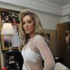Maya Diab pose dans la suite du bijoutier de Grisogono a l'Hôtel Martinez à Cannes le 20 mai 2013