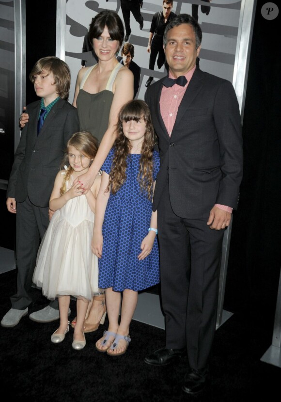 Mark Ruffalo, sa femme Sunrise Coigney et leurs enfants, lors de l'avant-première du film Insaisissables (Now You See Me) à New York le 21 mai 2013