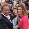 Vincent Lindon et Chiara Mastroianni au photocall du film Les Salauds pour le 66e Festival de Cannes, le 22 mai 2013.