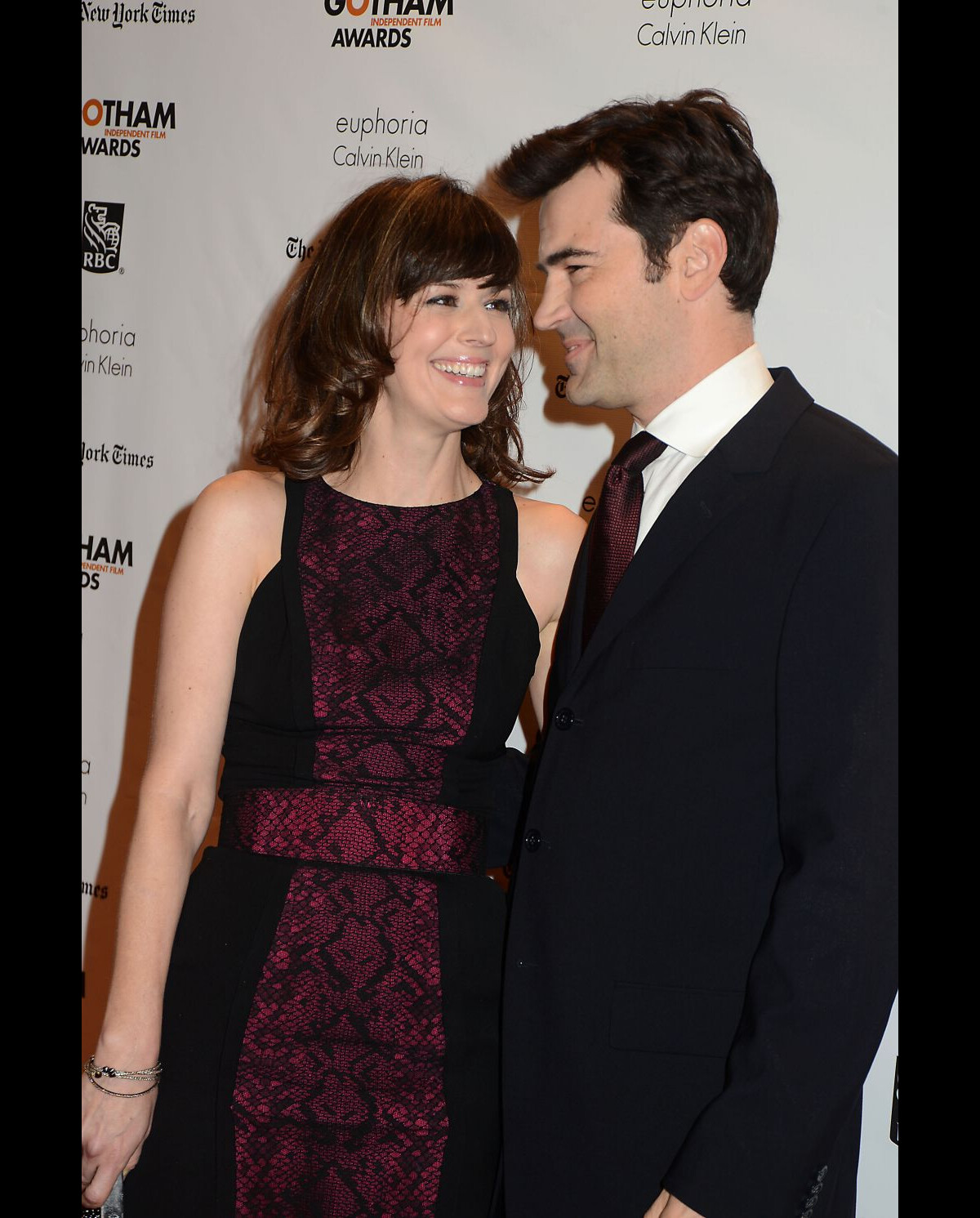 Vidéo Rosemarie DeWitt et Ron Livingston à New York, le 26 novembre
