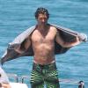 Exclusif - Le très athlétique Patrick Dempsey en famille sur un yacht aux Caraïbes le 17 mai 2013