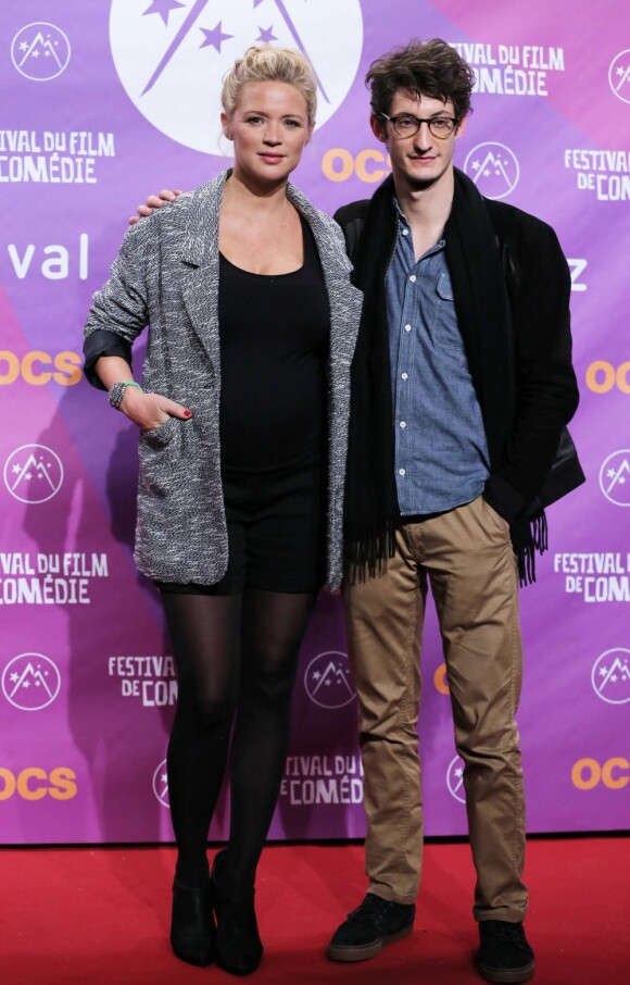 Virginie Efira (enceinte) et Pierre Niney, à la soiree de clôture du 16eme Festival international du film de comédie de l'Alpe d'Huez, le 19 janvier 2013.