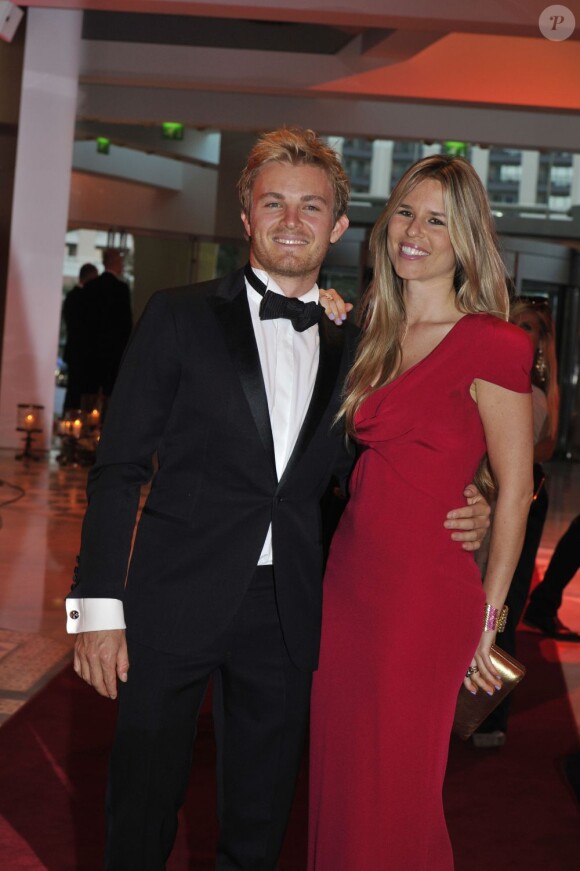 Nico Rosberg avec sa compagne Vivian Sibold au Sporting de Monte-Carlo après son triomphe lors du Grand Prix de Monaco, le 26 mai 2013, pour la soirée de gala, dans la Salle des Etoiles, présidée par le prince Albert et la princesse Charlene de Monaco.