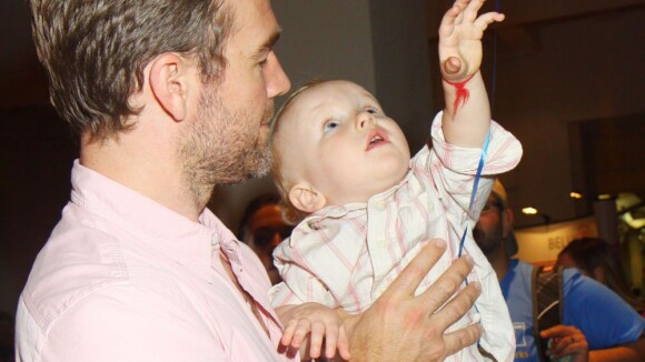 James Van Der Beek : Avec son bébé, sa fille et sa femme, Dawson est aux anges