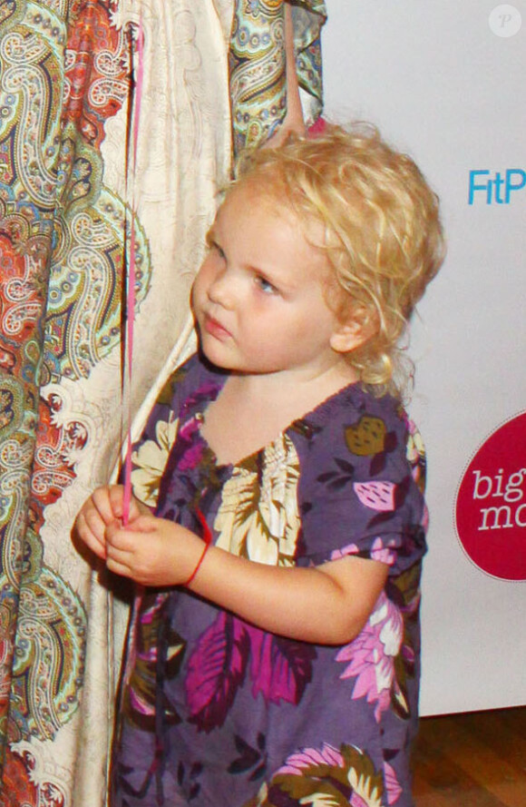 Olivia Van Der Beek, la fille de James Van Der Beek, lors de la 16e Baby Shower "Big City Moms" à New York, le 30 mai 2013