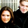 David Beckham et Victoria Beckham. Le Spice Boy a fait sa demande le 24 janvier 1998, une date qu'il commente avec Sandrine Quétier dans l'émission 50 MN Inside du 1er juin 2013 sur TF1