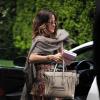 Robin Antin arrive chez Irving Azoff à Beverly Hills pour assister à la baby-shower de Kim Kardashian. Los Angeles, le 2 juin 2013.
