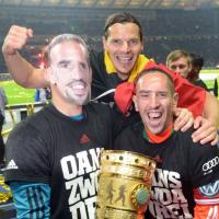 Franck Ribéry : Nouveau trophée, douche de bière et photos avec Wahiba