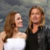 Le couple Angelina Jolie, sublime en Ralph & Russo, et Brad Pitt lors de l'avant-première à Berlin du film World War Z en Allemagne, à Berlin le 4 juin 2013