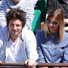 Alexandra Rosenfeld et Jean Imbert lors du quart de finale entre Jo-Wilfried Tsonga et Roger Federer (7-5, 6-3, 6-3) le 4 juin 2013 à Roland-Garros