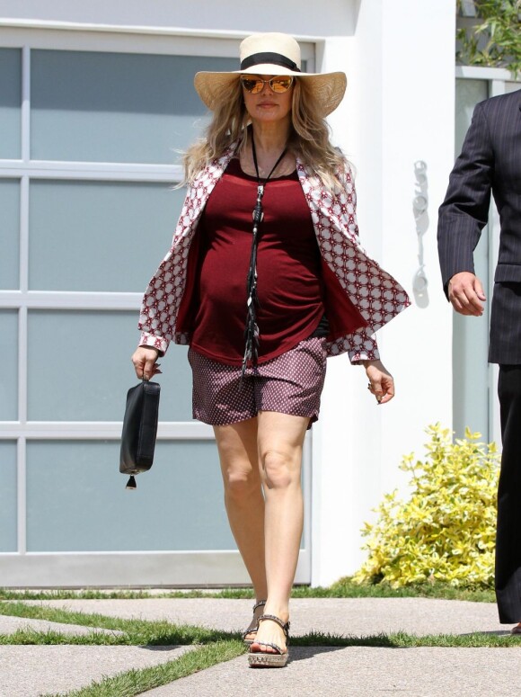 Fergie, enceinte, et Josh Duhamel à la recherche d'une maison à Malibu, le 4 juin 2013.