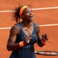 Serena Williams soulagée après la finale dames à Roland-Garros le 8 juin 2013.