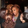 Exclusif - Serena Williams fête sa victoire en famille au Buddha-Bar à Paris le 8 juin 2013.
