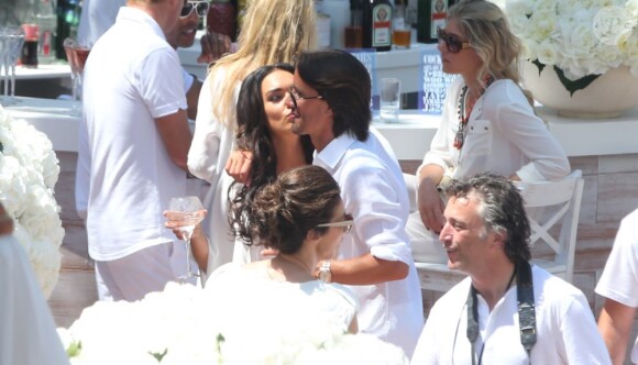 Tamara Ecclestone, amoureuse, après son mariage avec Jay Rutland au Grand Hôtel du Cap-Ferrat le 12 juin 2013