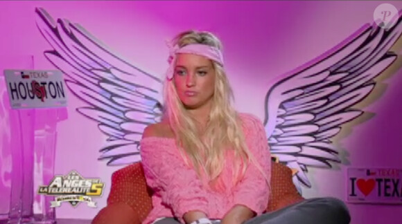Aurélie dans les Anges de la télé-réalité 5, vendredi 14 juin 2013 sur NRJ12