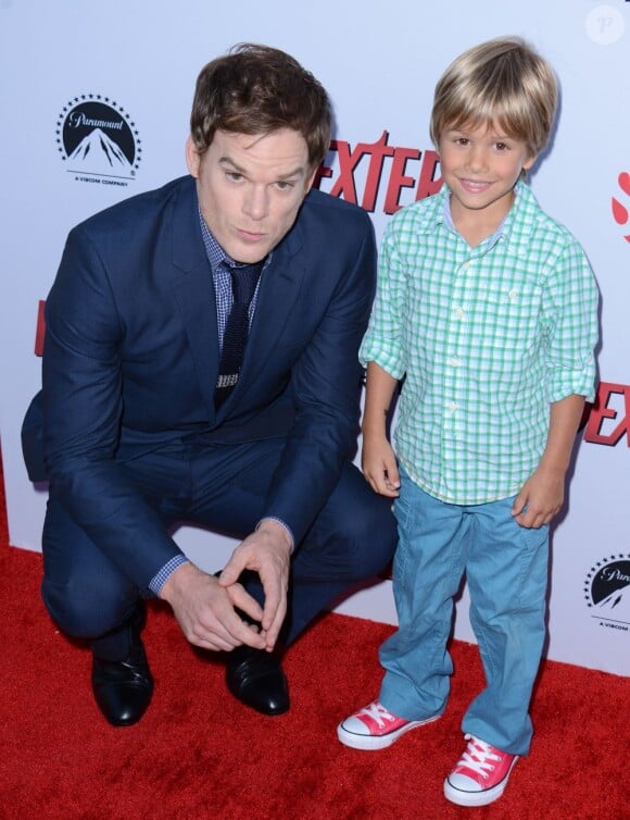 Michael C. hall et Jaden Wells lors de la soirée de lancement de la dernière saison de la série Dexter, le 15 juin 2013 à Los Angeles.