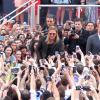 Brad Pitt accueilli comme une rockstar à la première du film World War Z à New York, le 17 Juin 2013.