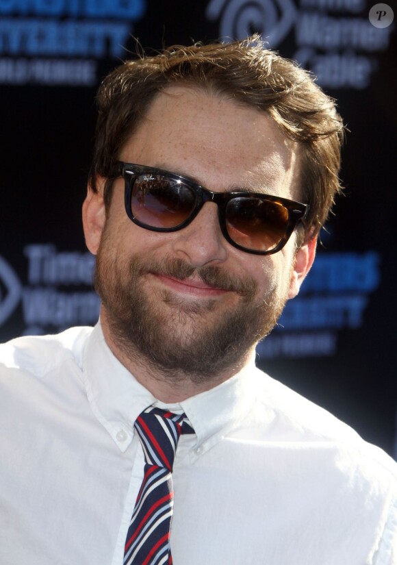 Charlie Day à la première mondiale de Monstres Academy au El Capitan Theatre de Los Angeles, le 17 juin 2013.