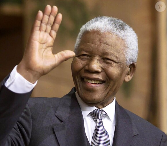 Nelson Mandela à Hull, le 19 novembre 2001.