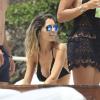 Yolanthe Cabau en vacances à Ibiza avec son mari, le footballeur Wesley Sneijder le 21 juin 2013.