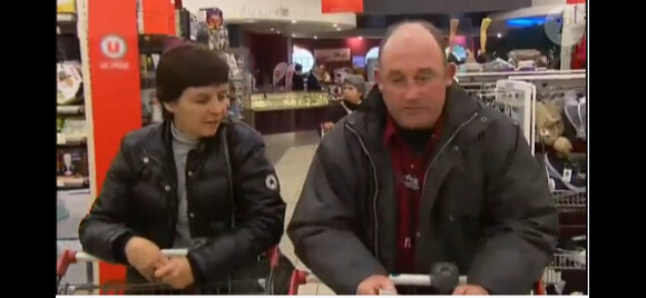 Philippe au supermarché dans L'amour est dans le pré 8, lundi 24 juin 2013 sur M6