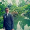 David Beckham découvre un jardin traditionnel chinois à Hangzhou lors de son périple en Chine en juin 2013