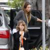 Jessica Alba emmène sa fille Honor à l'école à Los Angeles, le 24 Juin 2013.