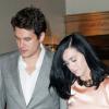 Katy Perry sort du club Friars Club de l'hôtel Waldorf Astoria de New York, accompagnée de John Mayer, le 24 juin 2013.