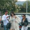 Exclusif - Kourtney Kardashian va faire du shopping avec son conjoint Scott Disick et sa soeur Kylie Jenner a Woodland Hills, le 24 Juin 2013.