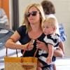 Reese Witherspoon et son fils Tennessee de passage chez le pédiatre à Santa Monica, Los Angeles, le 26 Juin 2013.