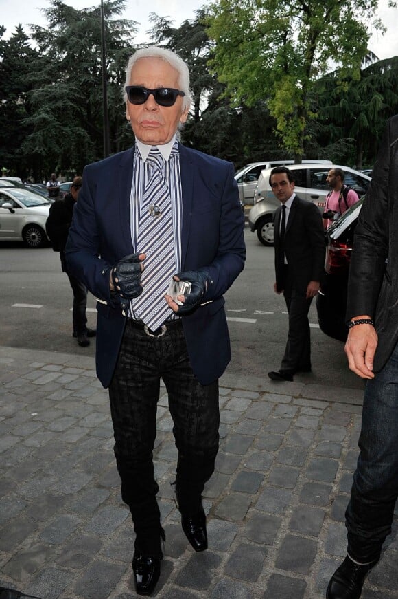 Karl Lagaerfeld au défilé Dior Homme printemps-été 2014 à Paris, le 29 juin 2013.