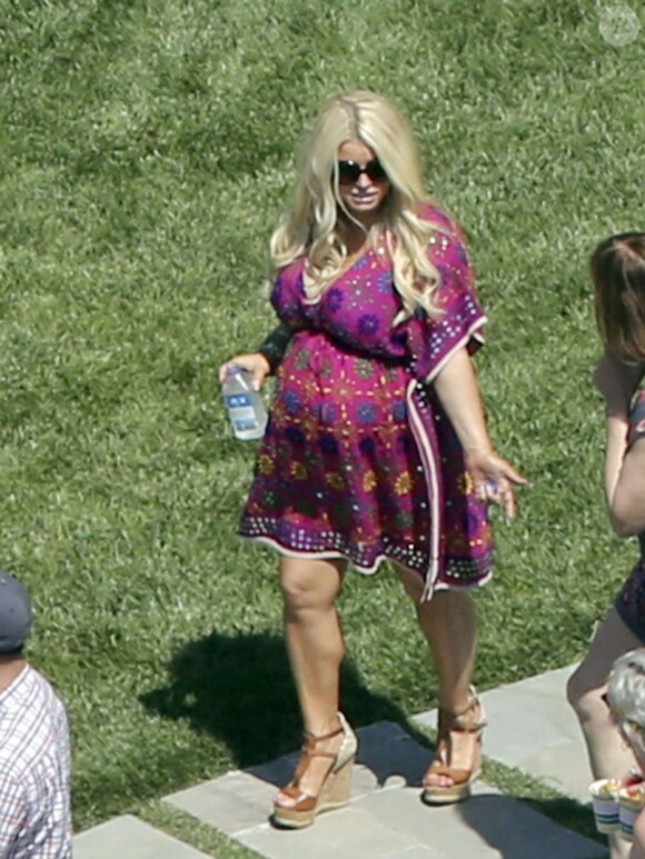 Exclusif - Jessica Simpson lors du 1er anniversaire de sa fille Maxwell à Hidden Hills, le 28 avril 2013.