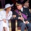 Albert II de Belgique et Paola, lors de la fête nationale de Belgique à Bruxelles, le 21 juillet 2001.