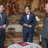 Le politicien Rudi Vervoort rencontre le premier ministre belge Elio Di Rupo et le roi Albert II de Belgique, à Bruxelles, le 7 mai 2013.