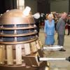Le prince Charles et Camilla Parker Bowles visitent les studios de la série Doctor Who à Cardiff, le 3 juillet 2013.