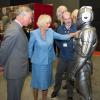 Le prince Charles et Camilla Parker Bowles visitent les studios de la série Doctor Who à Cardiff, le 3 juillet 2013.